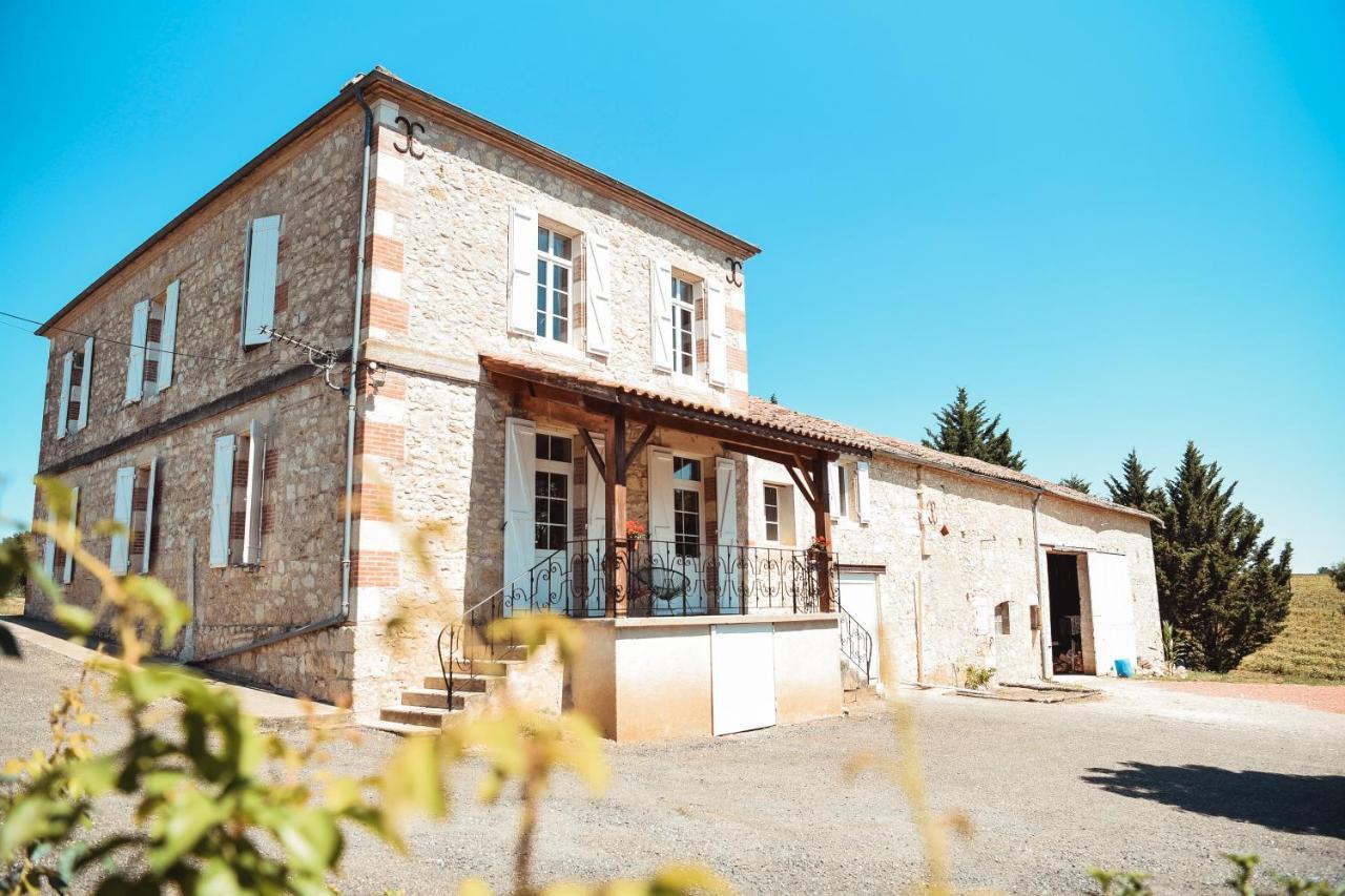 Maison De Campagne, Bord De Lac, Piscine, Billard 11 Per Plieux Kültér fotó