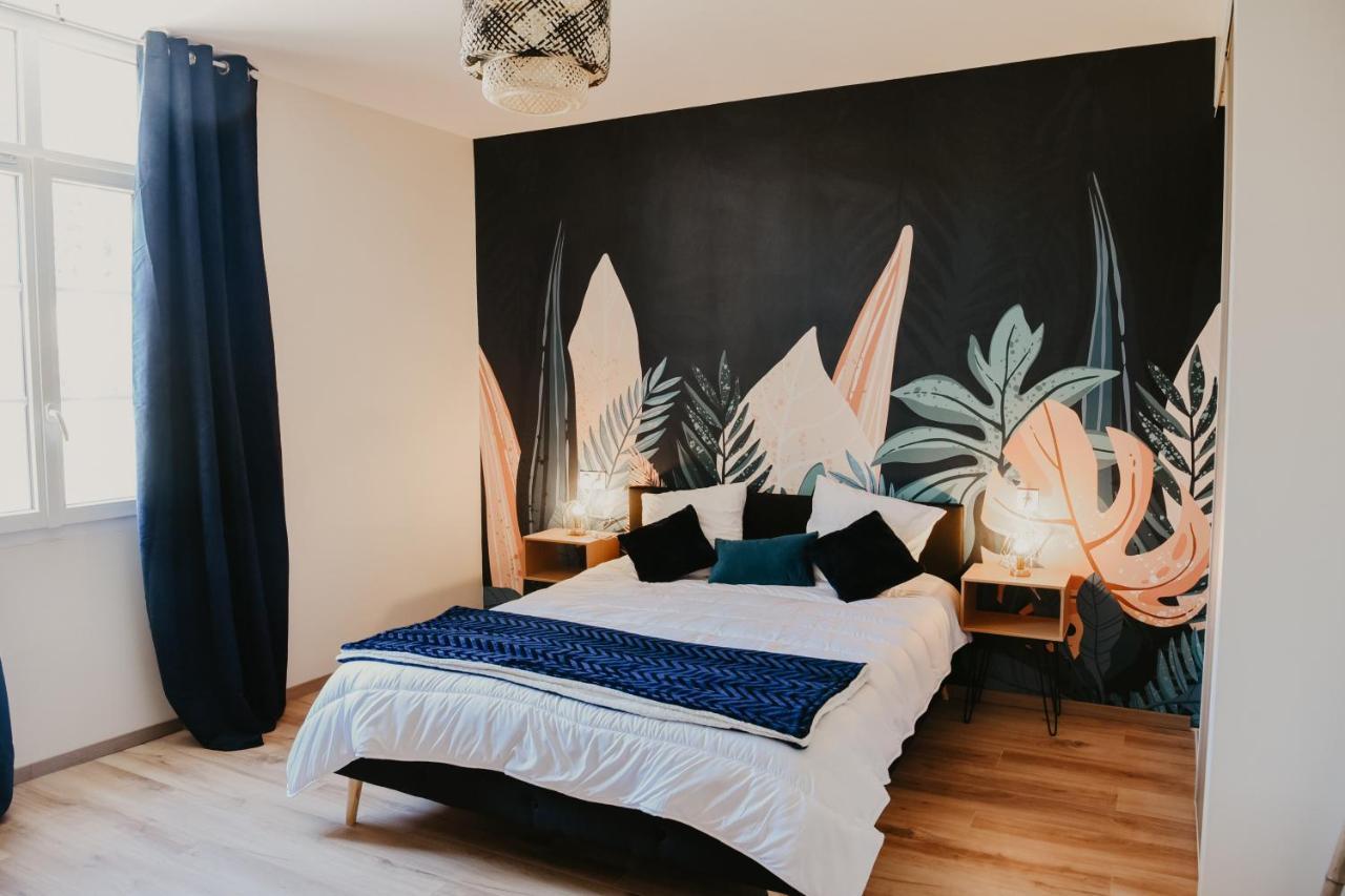 Maison De Campagne, Bord De Lac, Piscine, Billard 11 Per Plieux Kültér fotó